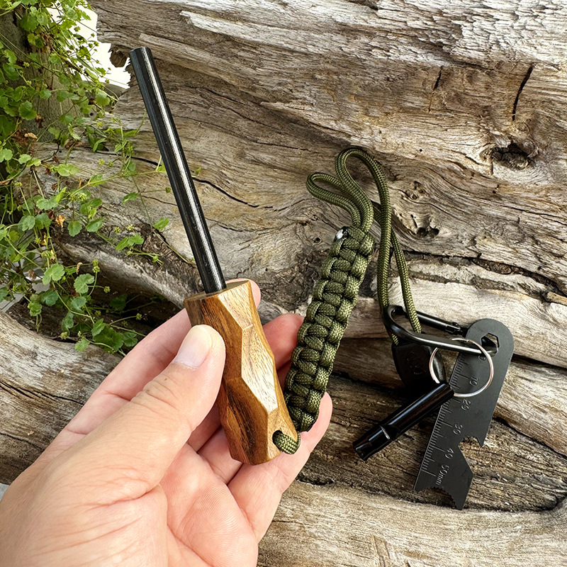 New Outdoor Flint Fire Starter - Magnesium Fire Starter 评论和价格