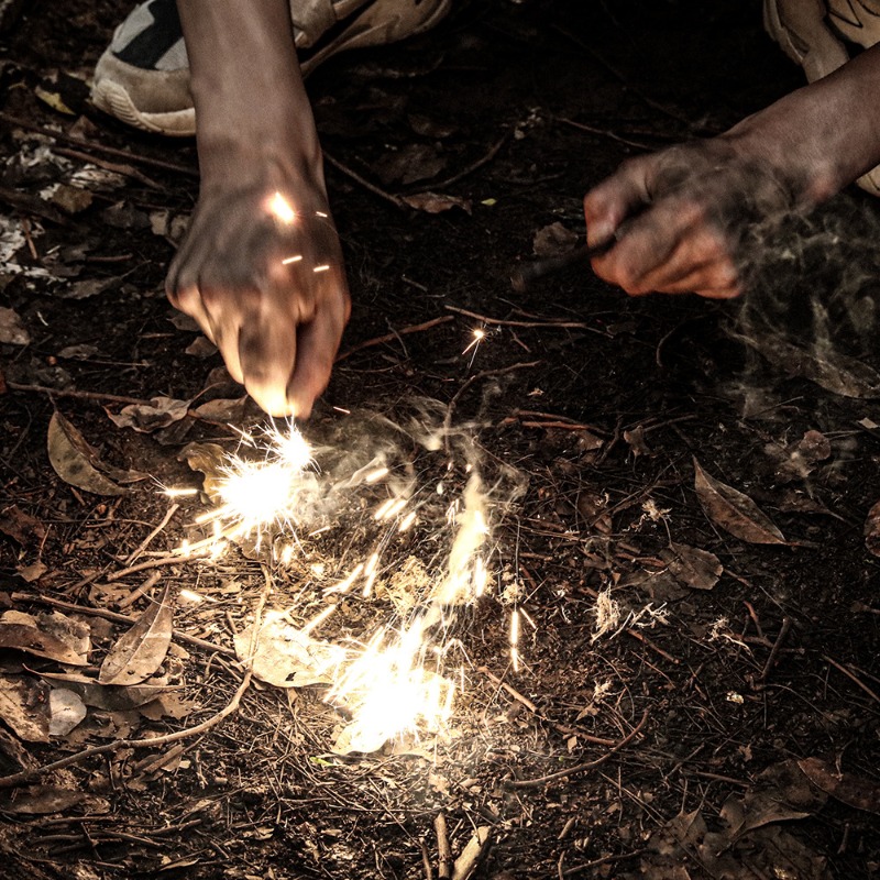 Camping Fire Starter Kit Magne - Magnesium Fire Starter 评论和价格