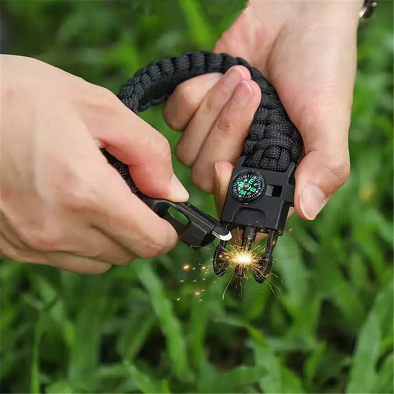 Five in One Compass Bracelet w - Fire Starting Kit 评论和价格